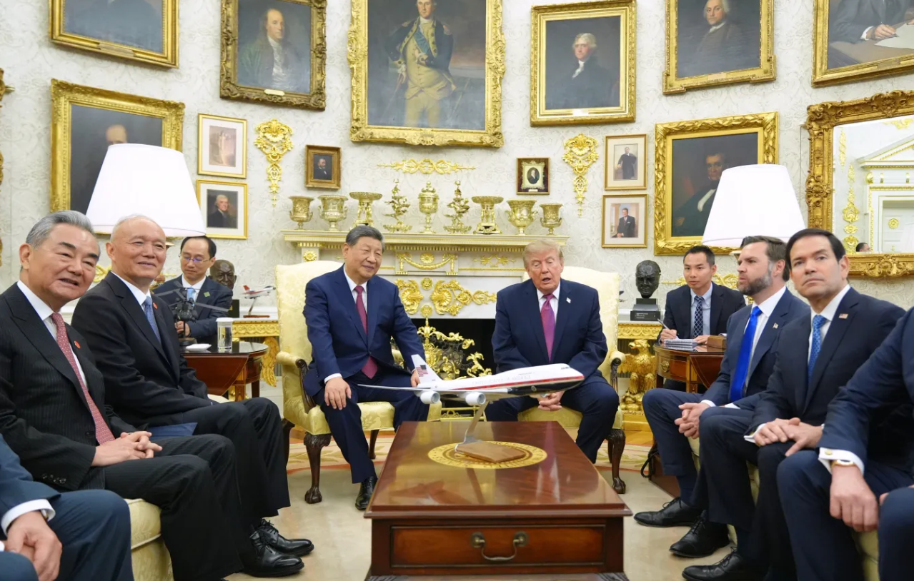 Trump pret Xi Jinpingun në Washington